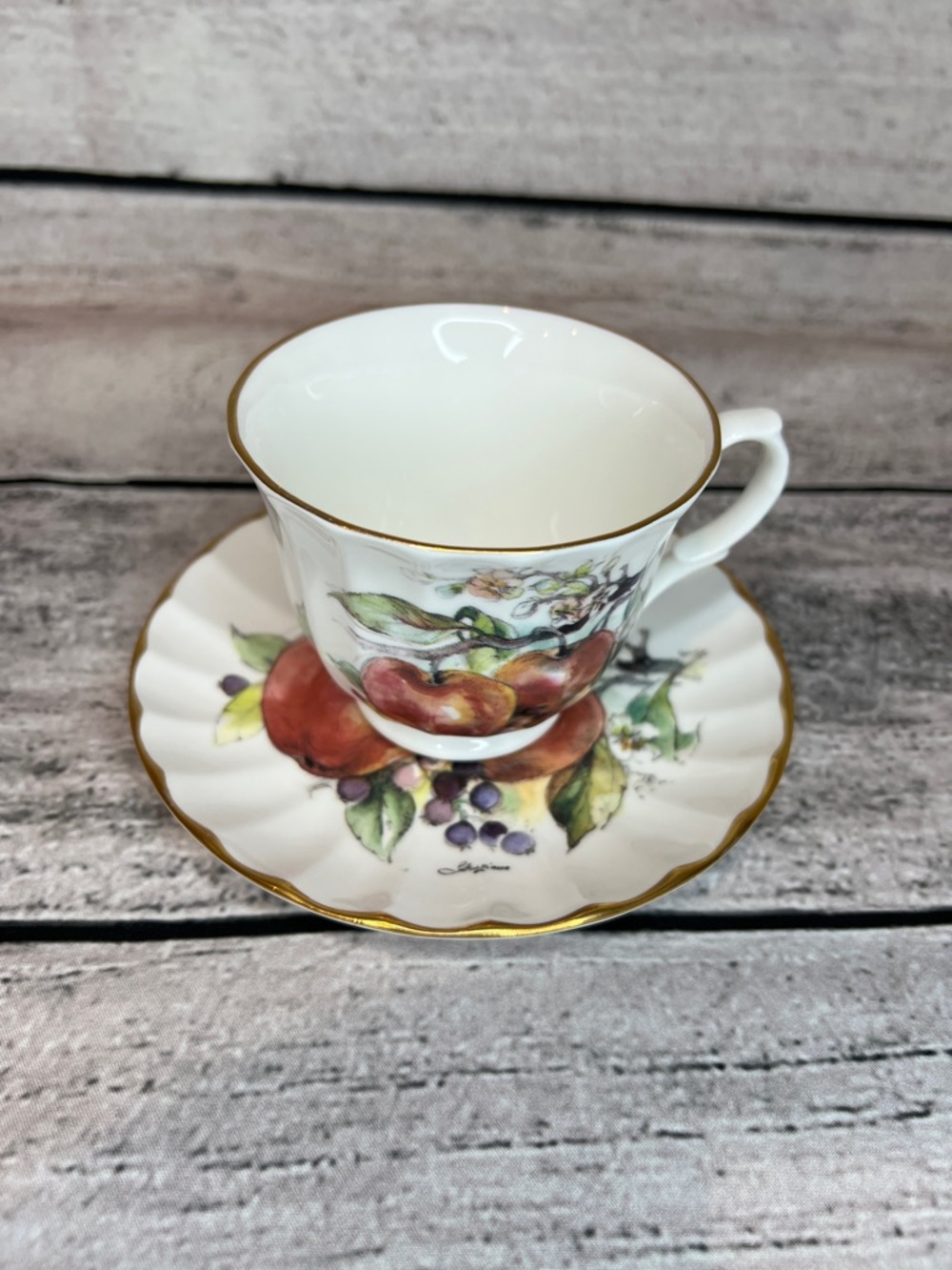 Grace Teaware Porcelain Teacup and Saucer Set Apple Motif Gold Trim Coffee Cup